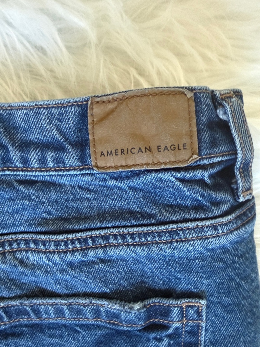 American Eagle Outfitters Blue Cropped Wide-Leg Jeans - Picture 3 of 10